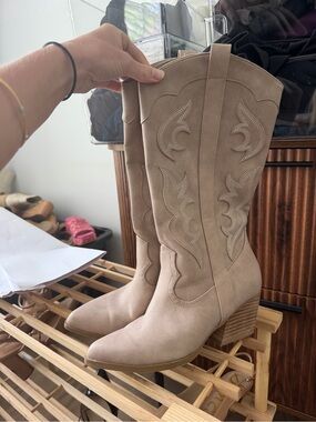 Dolce Vita Taupe Western-Style Suede Heeled Boots